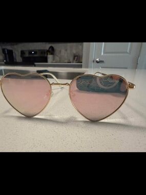 Quay Australia Gold Heart Frame Sunglasses with Pink Lenses